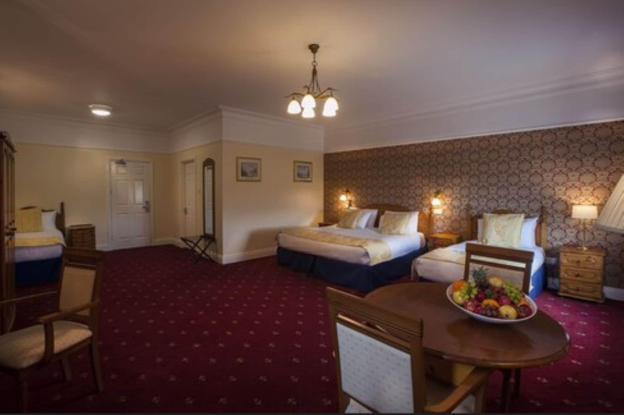 Celbridge Manor Hotel מראה חיצוני תמונה
