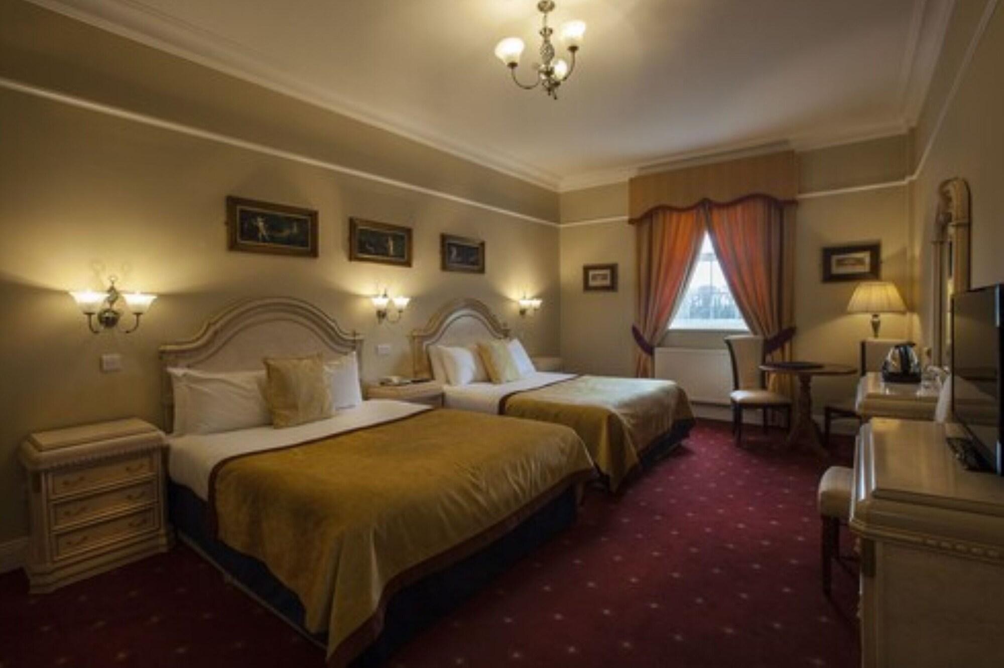 Celbridge Manor Hotel מראה חיצוני תמונה