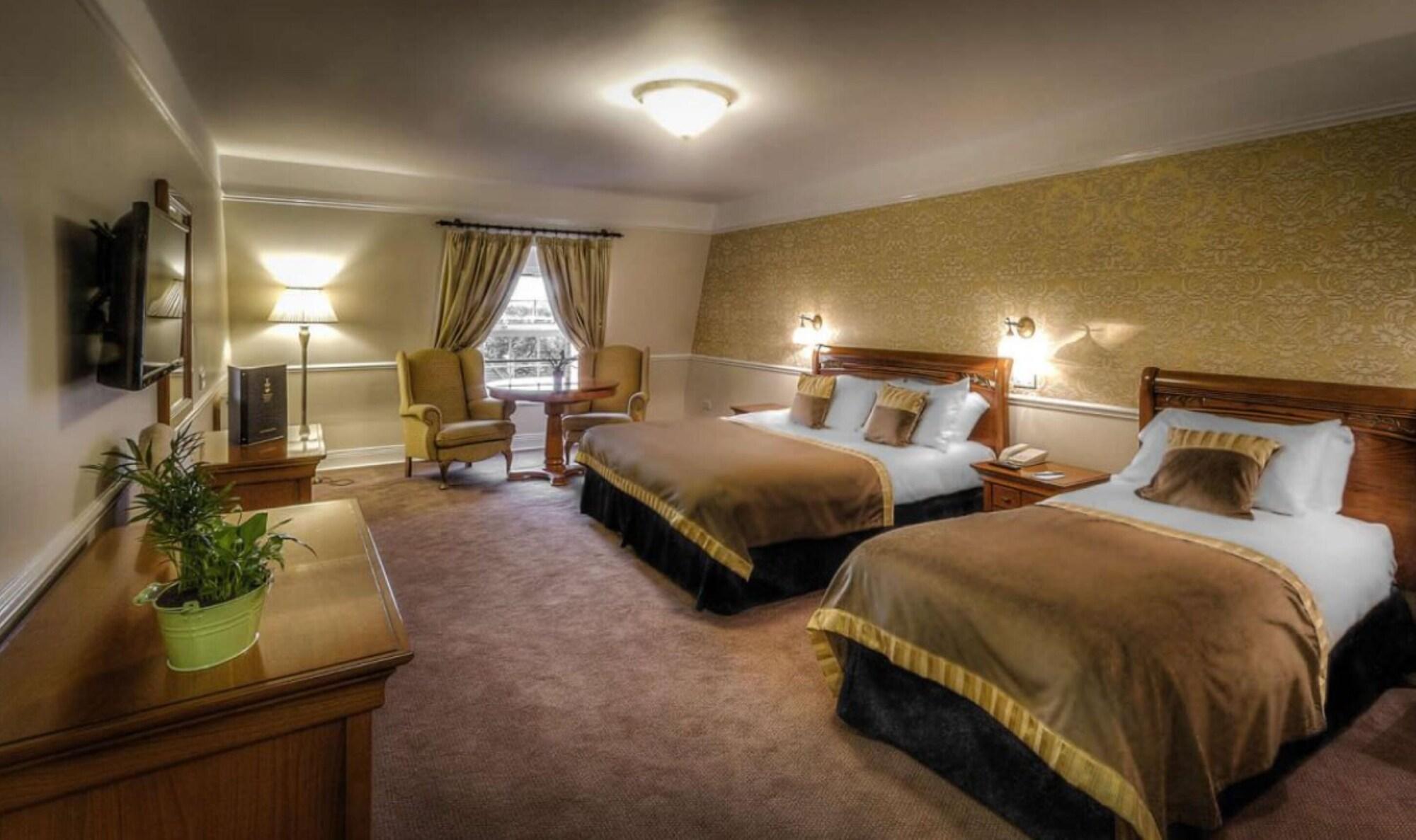 Celbridge Manor Hotel מראה חיצוני תמונה