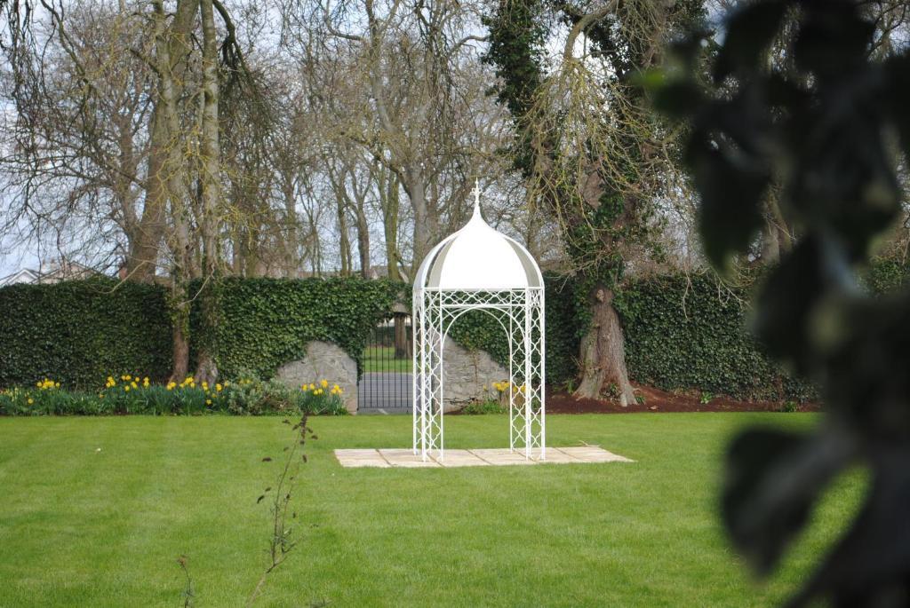 Celbridge Manor Hotel מראה חיצוני תמונה